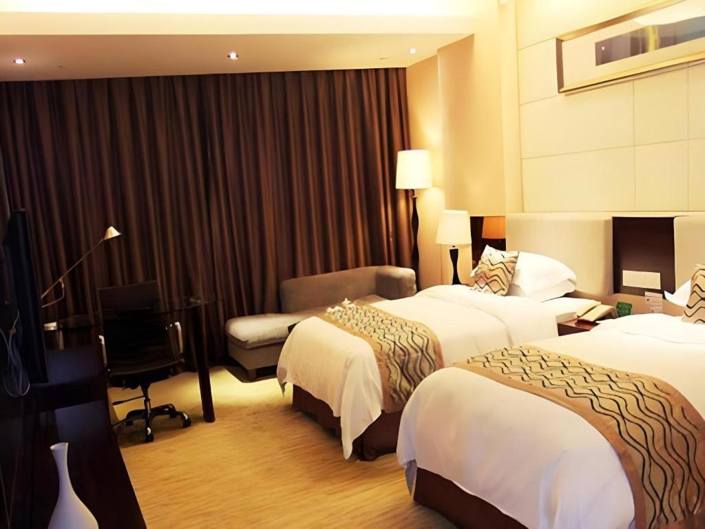 Fortune Hotel Лунъян Экстерьер фото