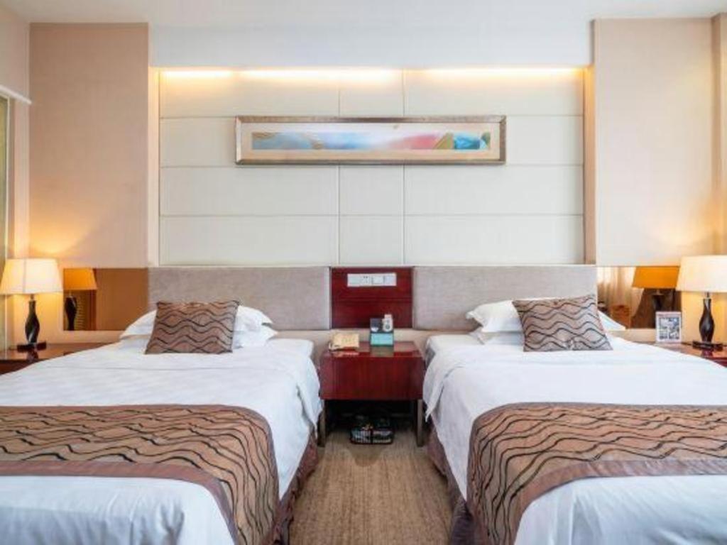 Fortune Hotel Лунъян Экстерьер фото