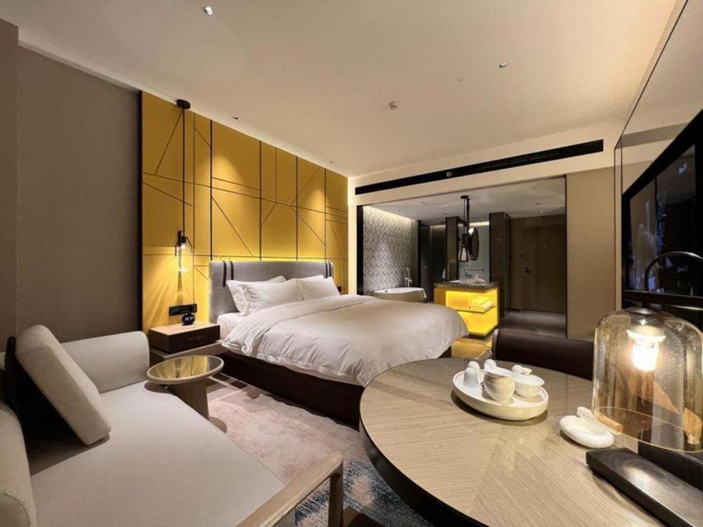 Fortune Hotel Лунъян Экстерьер фото