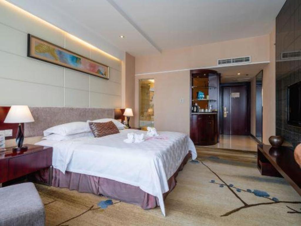Fortune Hotel Лунъян Экстерьер фото